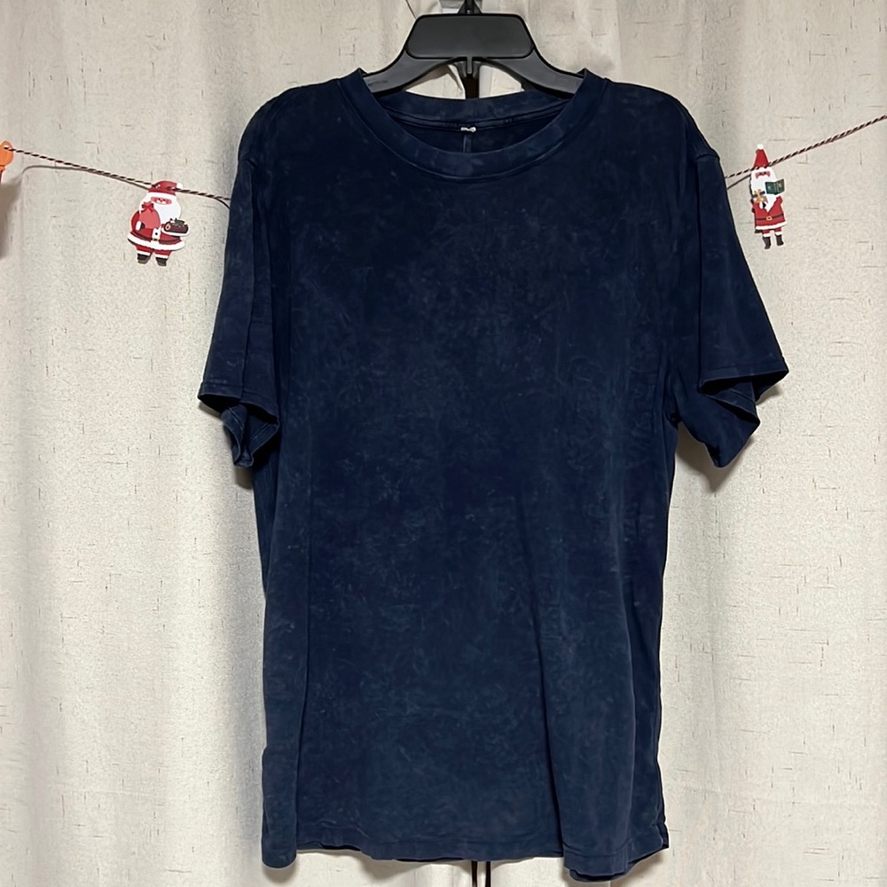 Lululemon Woman's T-shirt (all your tee)